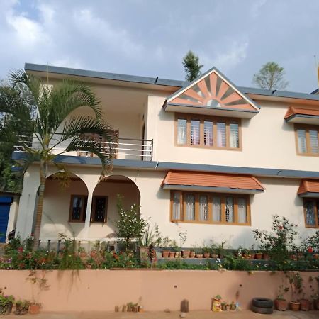 Krishna Kuteera Lejlighed Siddāpur Eksteriør billede